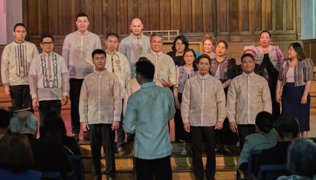 A booth by the Vancouver Island Cordillera Association sold Cordilleran textiles and handicrafts.